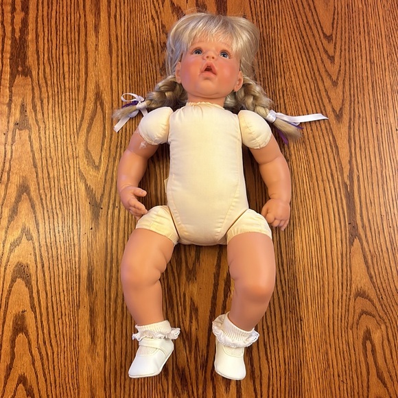 Lee Middleton Doll signed by Reva Schick #995 w/ original clothes I Love Violets - Picture 14 of 16